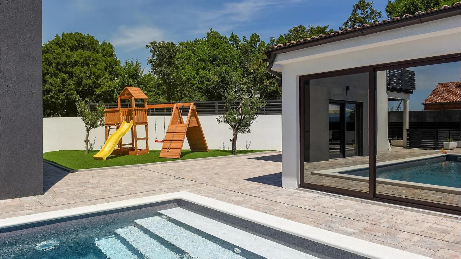 Villa Adelinda Maslenica Holiday home